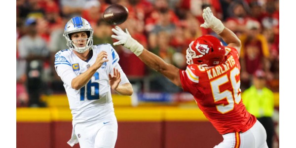 Lors du premier match, Jared Goff a vaincu héroïquement les puissants Chiefs de Kansas City